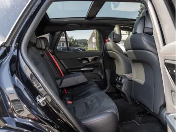 MERCEDES-BENZ GLC 43 AMG 4M DIGITAL 360 Pano AHK Mem…