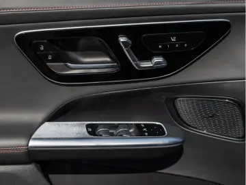 MERCEDES-BENZ GLC 43 AMG 4M DIGITAL 360 Pano AHK Mem…