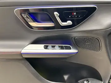 MERCEDES-BENZ GLC 43 AMG DIGITAL Panorama LrHz Memor…