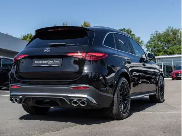MERCEDES-BENZ GLC 43 AMG 4M Pano 360 AHK Stdhz Memo …