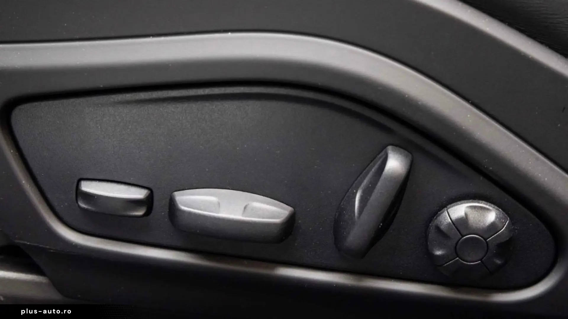 Porsche Panamera 4 E-Hybrid Sport Exhaust HA-Steering InnoDr
