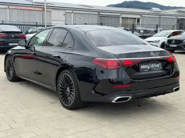 MERCEDES-BENZ E 220 d AMG Line Premium DIGITAL PANO …