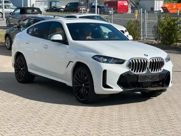 BMW X6 xDrive30d M Sport - Panoramic - HUD