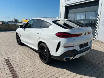BMW X6 xDrive30d M Sport - Panoramic - HUD