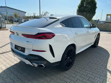 BMW X6 xDrive30d M Sport - Panoramic - HUD