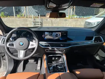 BMW X6 xDrive30d M Sport - Panoramic - HUD