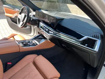 BMW X6 xDrive30d M Sport - Panoramic - HUD