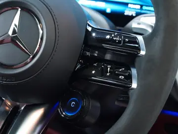 MERCEDES-BENZ AMG G 63 MAGNO BENGALRED A22 BURMESTER…