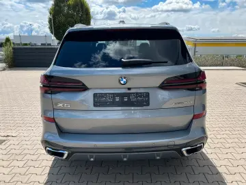 BMW X5 xDrive30d M Sport - Panoramic - HUD