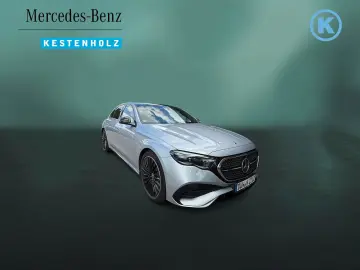 MERCEDES-BENZ E 220 d AMG SCREEN NIGHT PANO DIST 360…