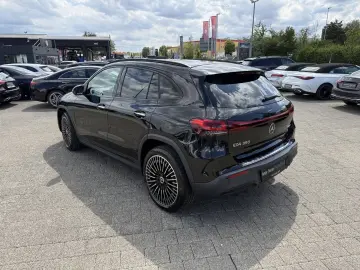 MERCEDES-BENZ EQA 350 4m AMG DISTR Pano 360 Memory 2…