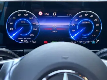 MERCEDES-BENZ EQA 350 4M Progressive LED 360  Distro…