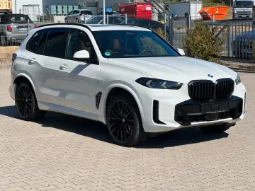 BMW X5 xDrive30d M Sport Pro - Panoramic - HUD