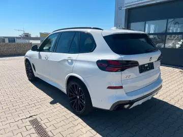 BMW X5 xDrive30d M Sport Pro - Panoramic - HUD