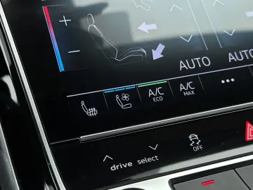 Audi A8 60 TFSI e quattro tiptronic; Garantie; Finantare