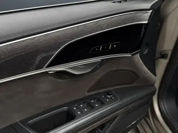 Audi A8 60 TFSI e quattro tiptronic; Garantie; Finantare