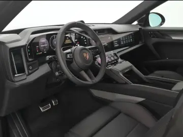 Porsche Cayenne Coupe Electric Matrix HUD 3D Surround Be