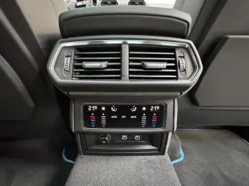 2025 Lamborghini Urus SE Blu Cepheus B&O 3D 23  Pano