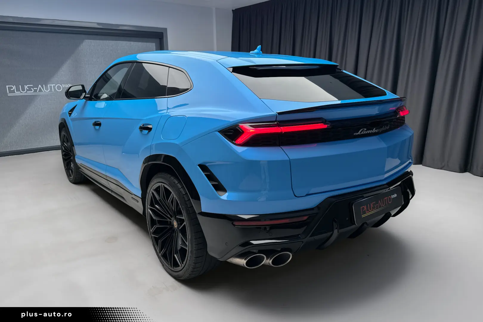 2025 Lamborghini Urus SE Blu Cepheus B&O 3D 23  Pano