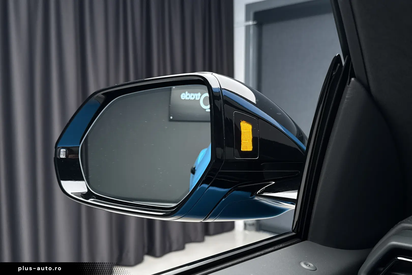 2025 Lamborghini Urus SE Blu Cepheus B&O 3D 23  Pano