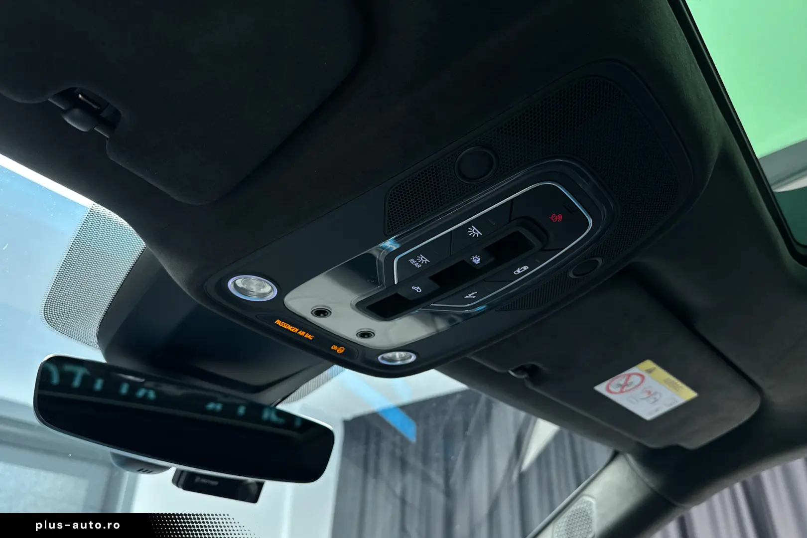 2025 Lamborghini Urus SE Blu Cepheus B&O 3D 23  Pano