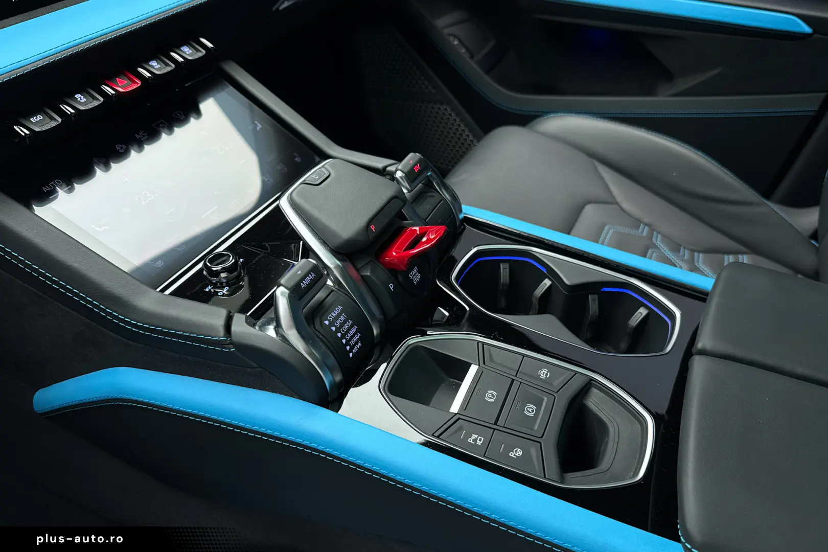 2025 Lamborghini Urus SE Blu Cepheus B&O 3D 23  Pano