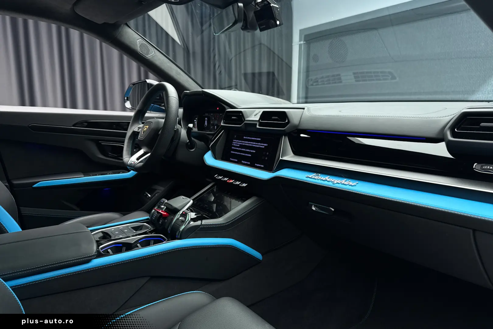 2025 Lamborghini Urus SE Blu Cepheus B&O 3D 23  Pano