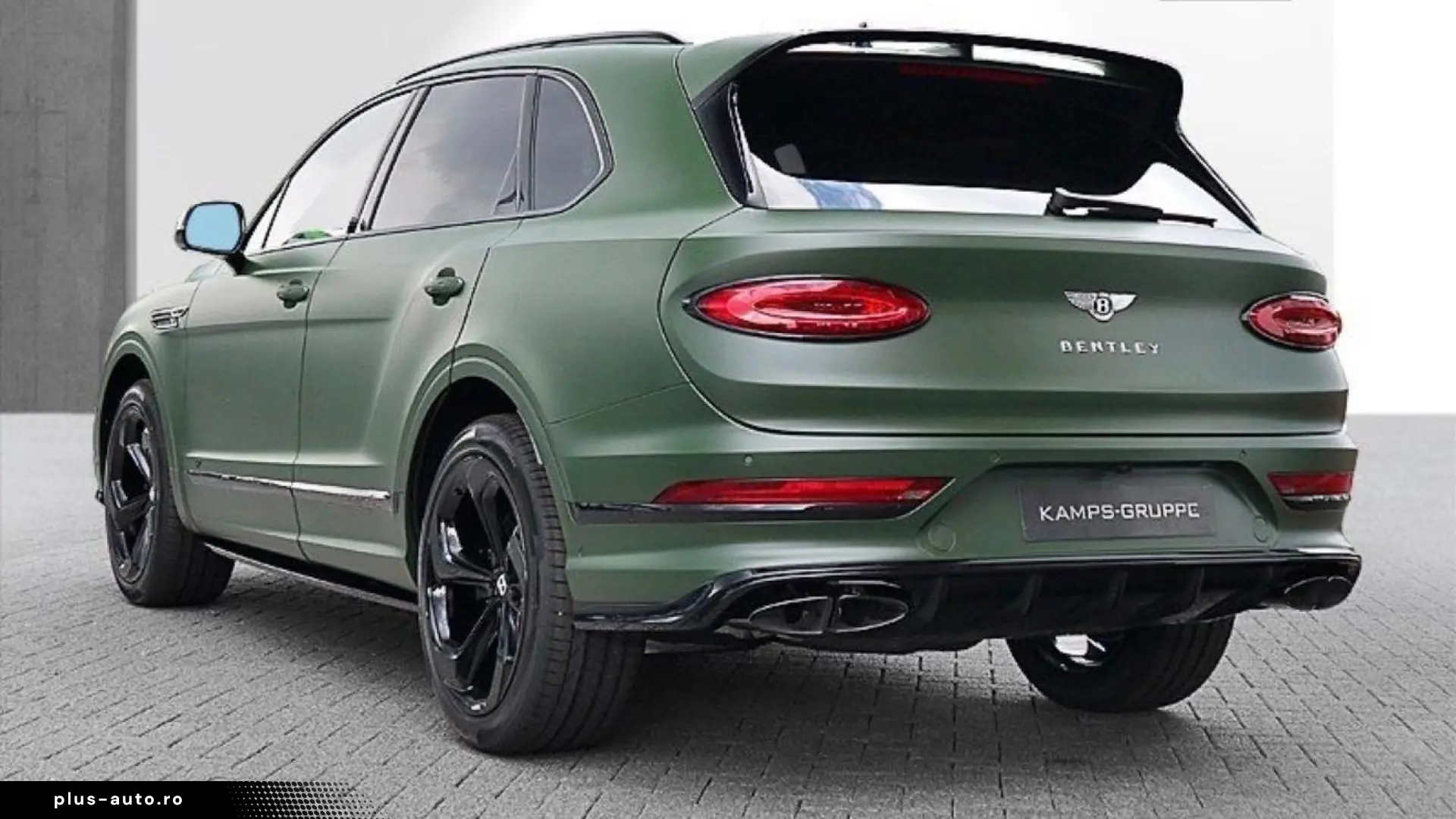 Bentley Bentayga V8 S  Satin Naim Parking Heater