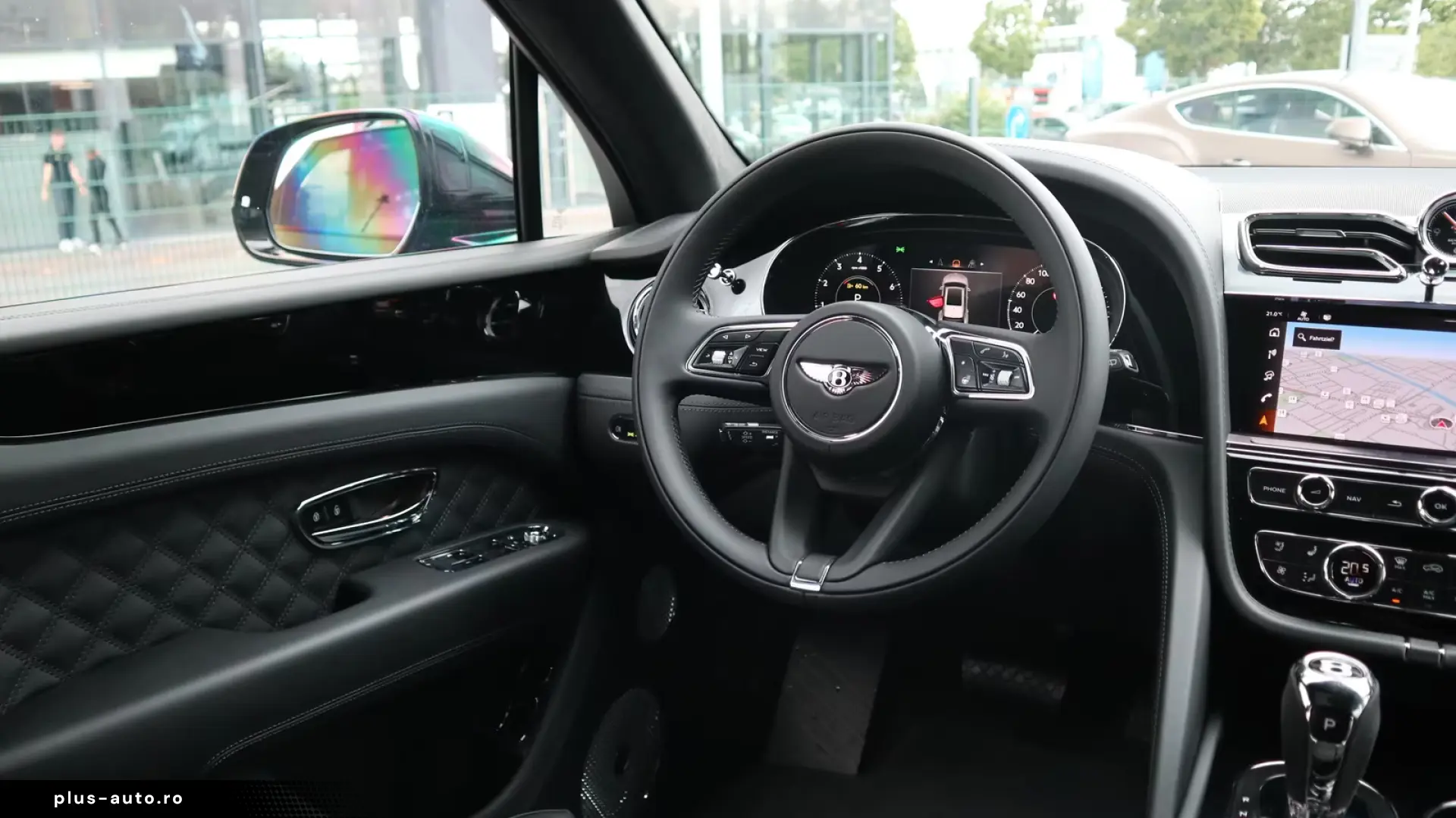 Bentley Bentayga V8 S  Satin Naim Parking Heater