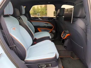 Bentley Bentayga Artenara Edition! Livrare imediata!