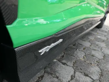 LAMBORGHINI Urus Performante Full-Carbon Night