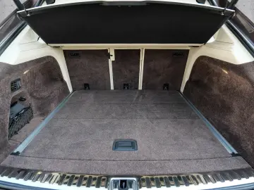 Bentley Bentayga Atelier V8 Bang & Olufsen  Tow Bar