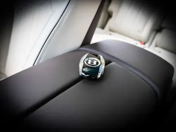 Bentley Bentayga Atelier V8 Bang & Olufsen  Tow Bar