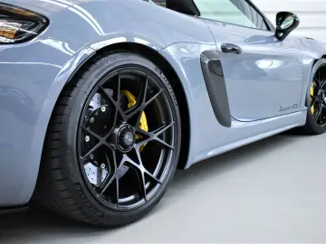 PORSCHE 718 Boxster Spyder RS Weissach Ceramic BOSE