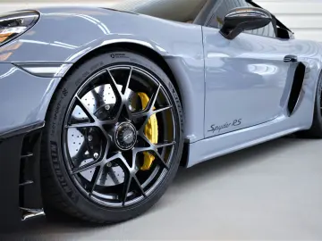 PORSCHE 718 Boxster Spyder RS Weissach Ceramic BOSE