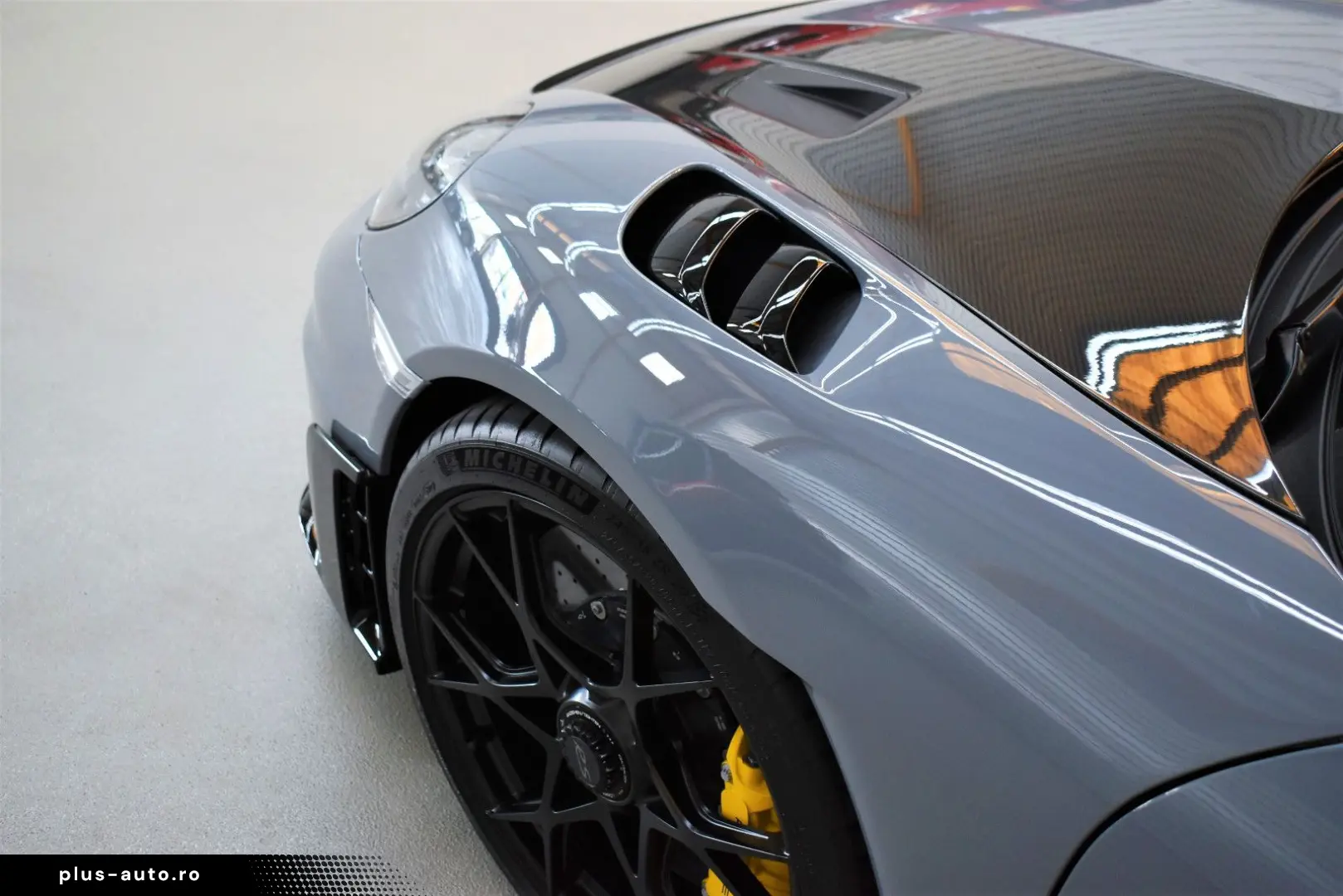 PORSCHE 718 Boxster Spyder RS Weissach Ceramic BOSE