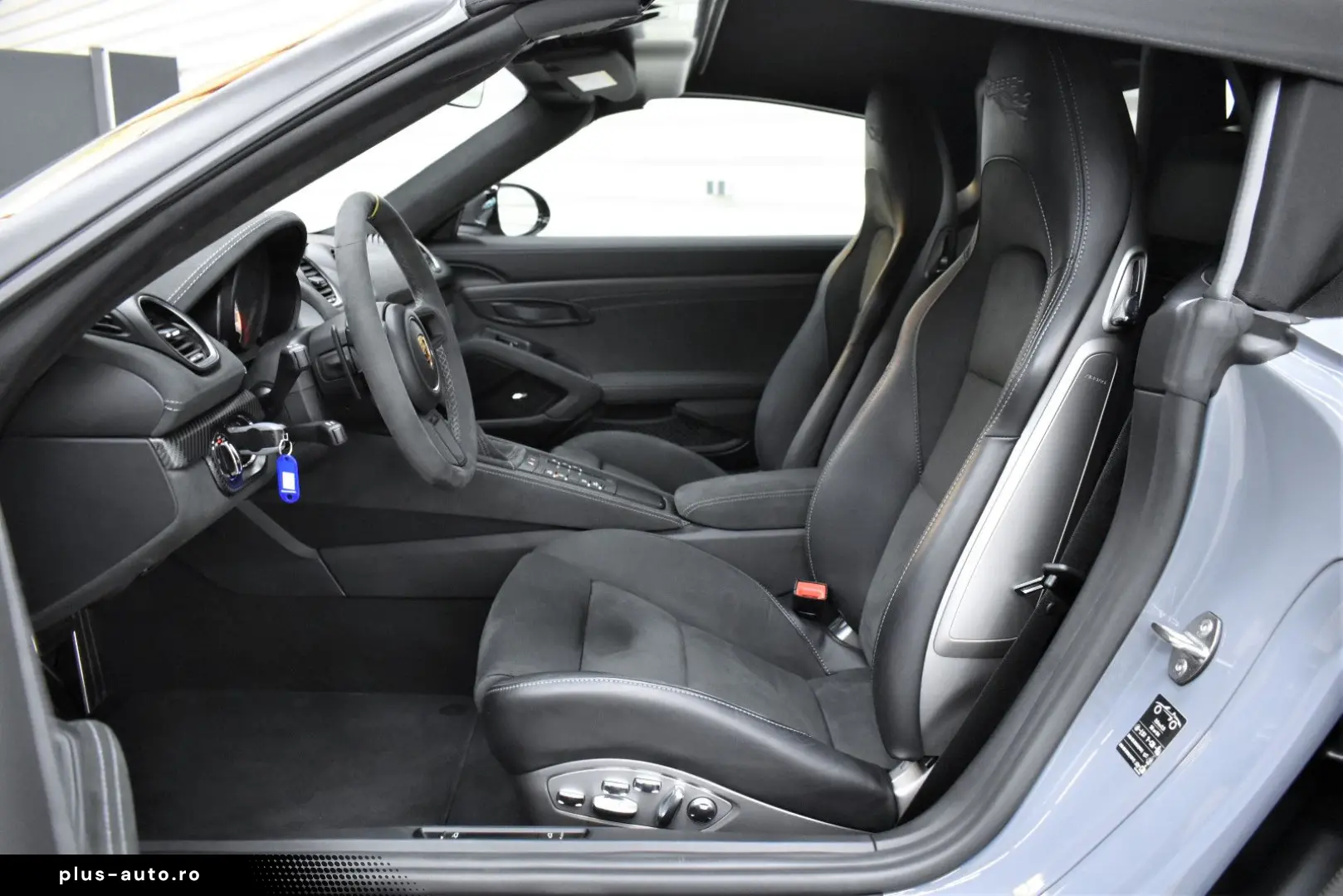 PORSCHE 718 Boxster Spyder RS Weissach Ceramic BOSE