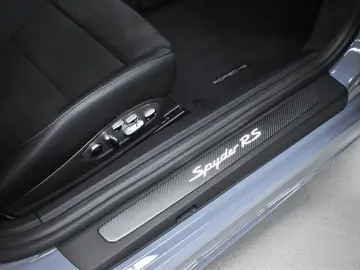 PORSCHE 718 Boxster Spyder RS Weissach Ceramic BOSE