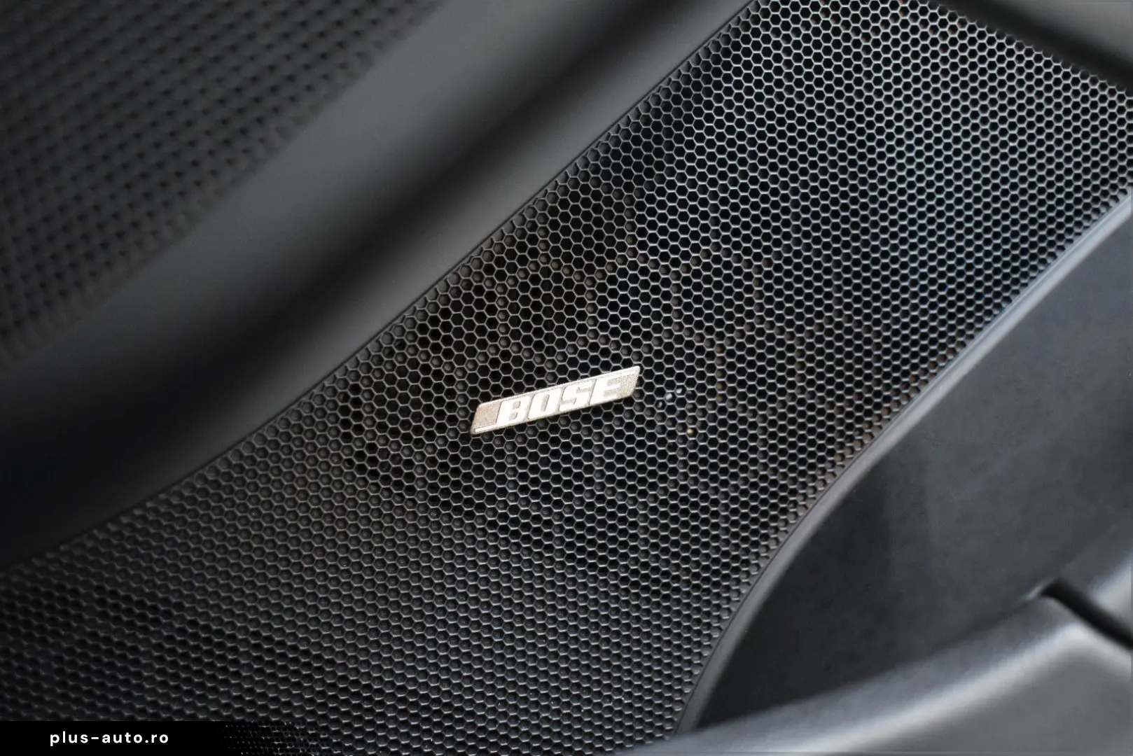 PORSCHE 718 Boxster Spyder RS Weissach Ceramic BOSE