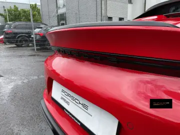 PORSCHE 718 Spyder RS Lift Bose CarPlay
