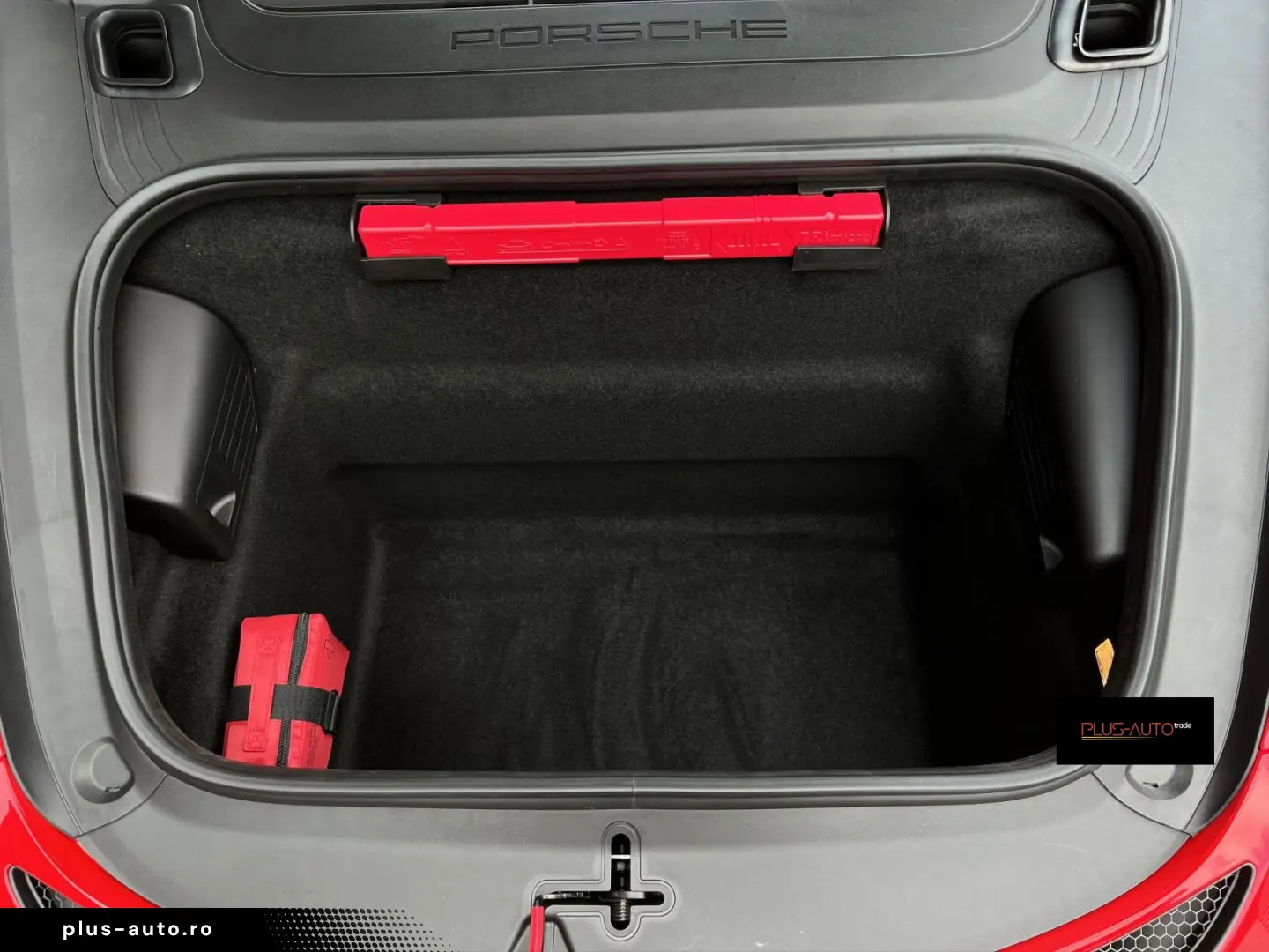 PORSCHE 718 Spyder RS Lift Bose CarPlay