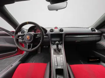 PORSCHE 718 Spyder RS Lift Bose CarPlay