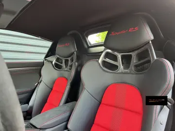 PORSCHE 718 Spyder RS Lift Bose CarPlay