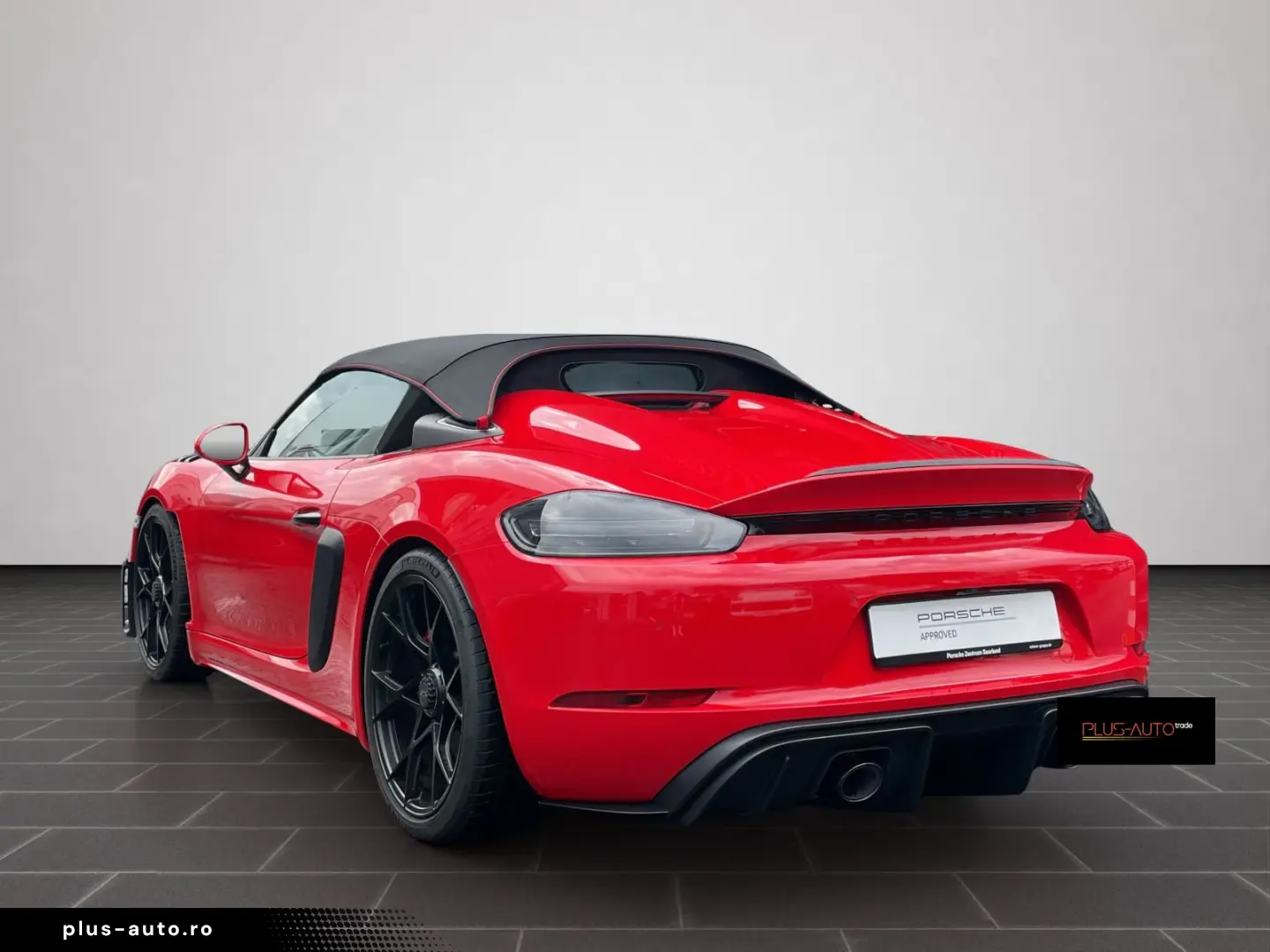 PORSCHE 718 Spyder RS Lift Bose CarPlay