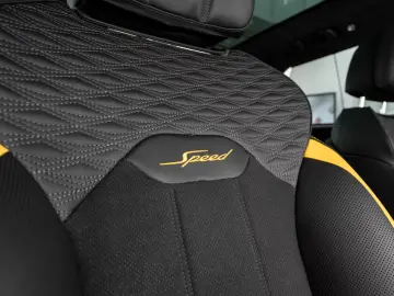 Bentley Bentayga Speed V8   Akrapovic   Prod.2026