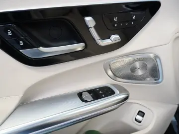MERCEDES-BENZ CLE 220d AMG Line Premium Plus