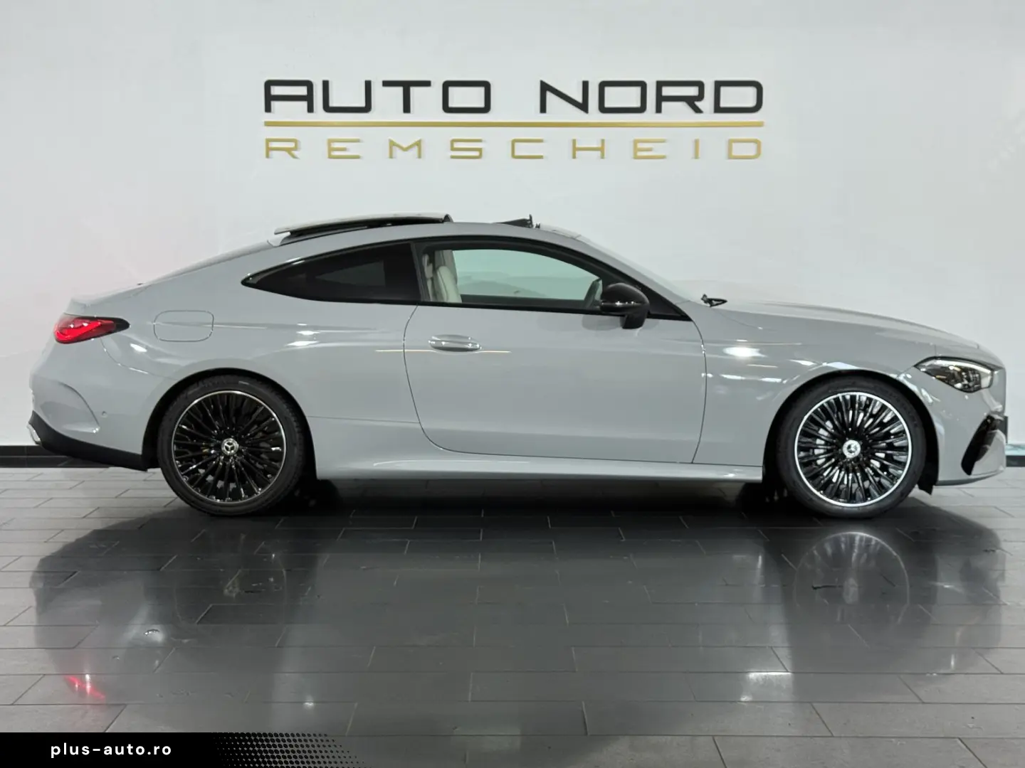 MERCEDES-BENZ CLE 220 d Coupe AMG-Line 19  Pano Night Memory