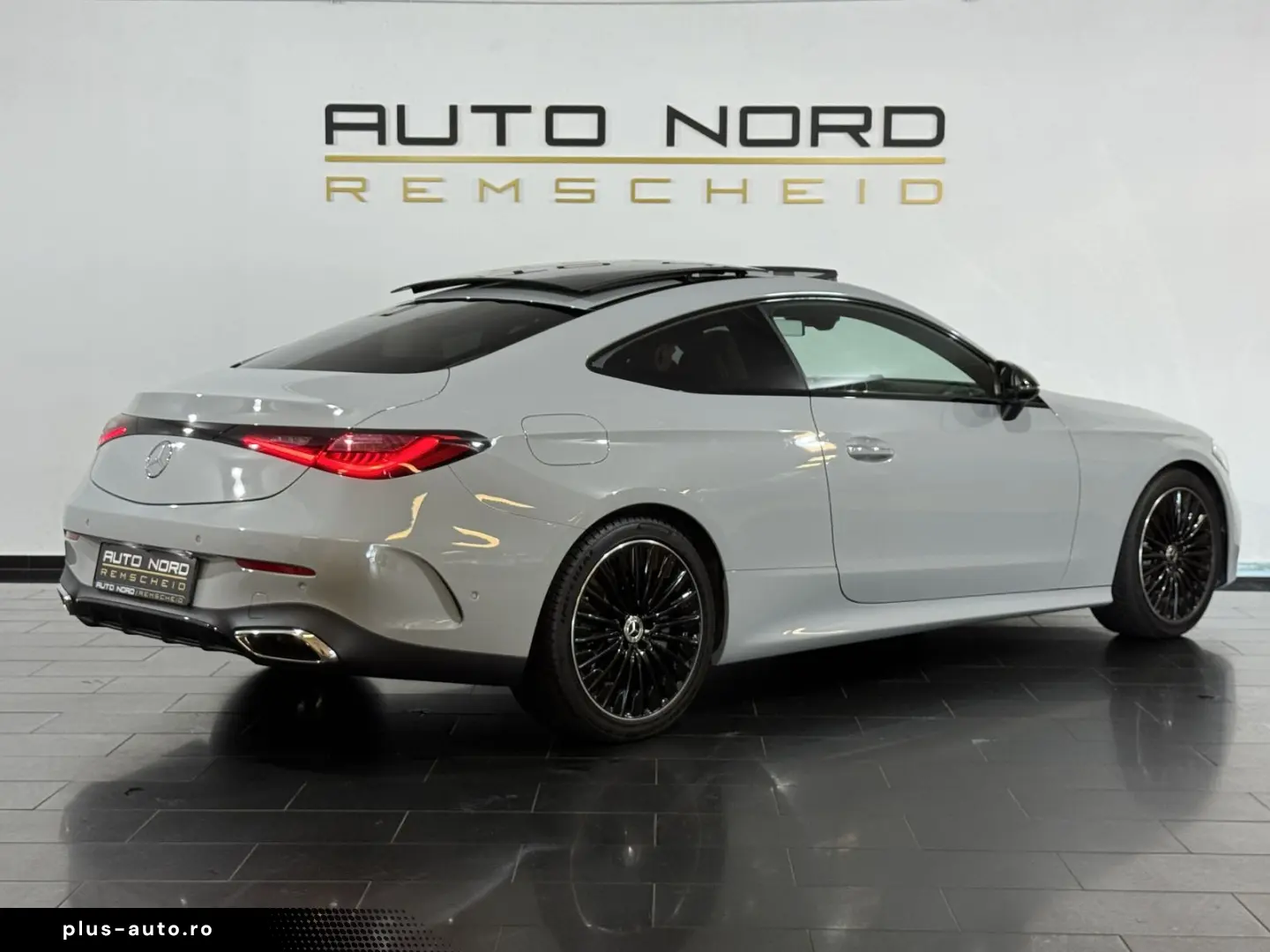 MERCEDES-BENZ CLE 220 d Coupe AMG-Line 19  Pano Night Memory