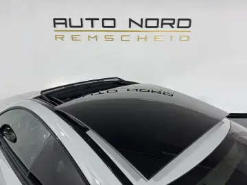 MERCEDES-BENZ CLE 220 d Coupe AMG-Line 19  Pano Night Memory