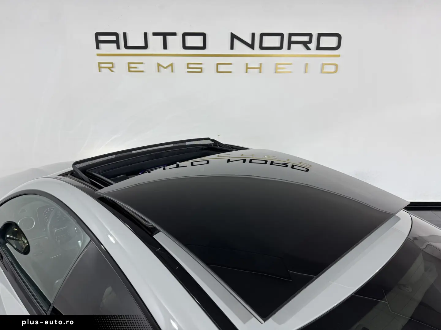 MERCEDES-BENZ CLE 220 d Coupe AMG-Line 19  Pano Night Memory